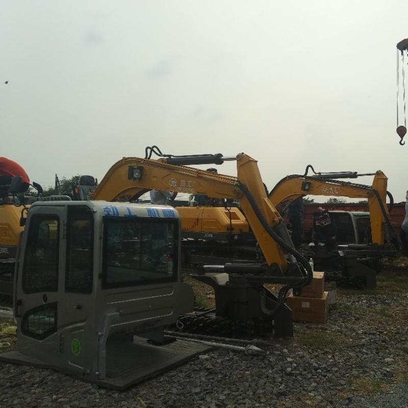 Jinggong Railway Solves Cross-border Railway Construction Challenges